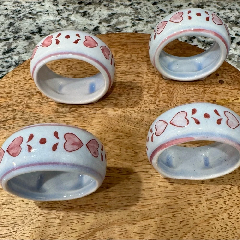 Vintage Heart Pattern Ceramic‎ Napkin Rings - Pink and Blue